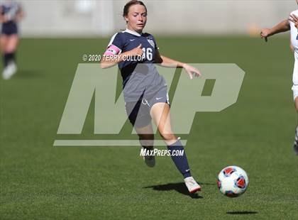 Thumbnail 3 in Bonneville vs. Skyline (UHSAA 5A Semifinal) photogallery.