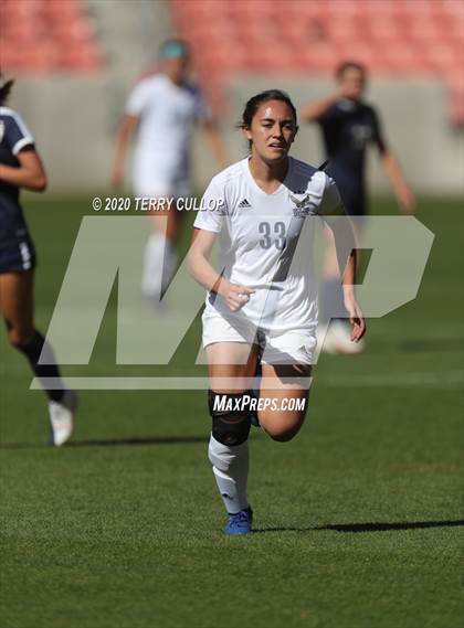 Thumbnail 3 in Bonneville vs. Skyline (UHSAA 5A Semifinal) photogallery.
