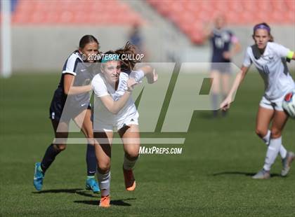 Thumbnail 1 in Bonneville vs. Skyline (UHSAA 5A Semifinal) photogallery.
