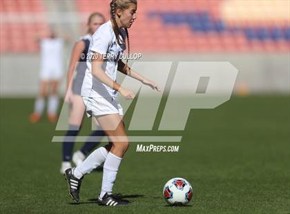 Thumbnail 1 in Bonneville vs. Skyline (UHSAA 5A Semifinal) photogallery.