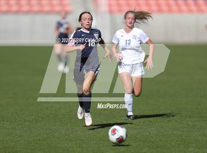 Thumbnail 1 in Bonneville vs. Skyline (UHSAA 5A Semifinal) photogallery.