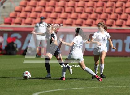 Thumbnail 1 in Bonneville vs. Skyline (UHSAA 5A Semifinal) photogallery.