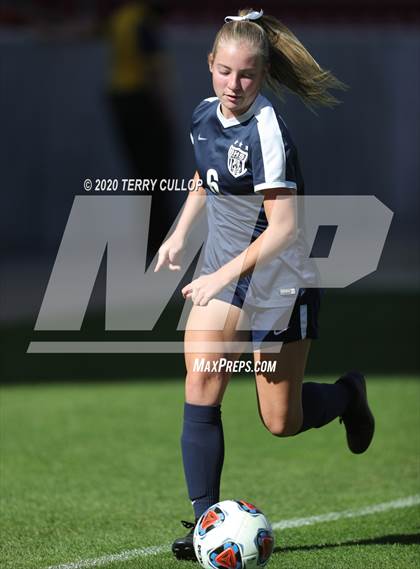 Thumbnail 1 in Bonneville vs. Skyline (UHSAA 5A Semifinal) photogallery.