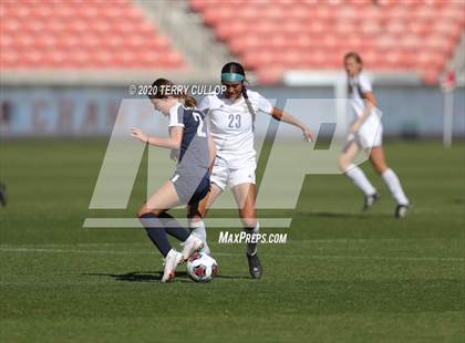 Thumbnail 1 in Bonneville vs. Skyline (UHSAA 5A Semifinal) photogallery.