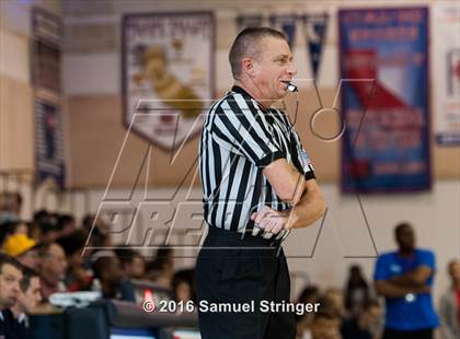 Thumbnail 2 in Beyer vs. El Camino Real (Modesto Christian Holiday Hoops Classic) photogallery.