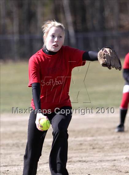 Thumbnail 3 in Somersworth vs Newmarket  photogallery.