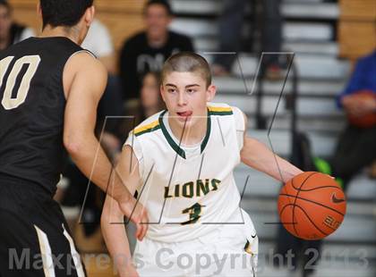 Thumbnail 2 in Archbishop Mitty vs West Linn (Les Schwab Invitational) photogallery.