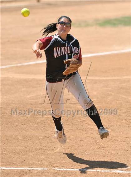 Thumbnail 2 in Edison vs. El Modena (Woodbridge Classic) photogallery.