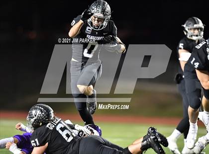 Thumbnail 3 in Vandegrift vs. San Marcos (UIL 6A D2 Bi-District) photogallery.