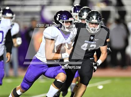 Thumbnail 2 in Vandegrift vs. San Marcos (UIL 6A D2 Bi-District) photogallery.