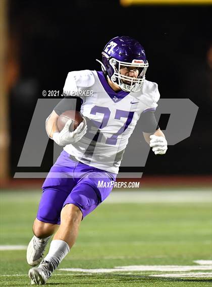 Thumbnail 3 in Vandegrift vs. San Marcos (UIL 6A D2 Bi-District) photogallery.