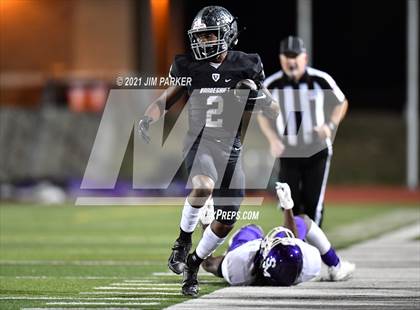 Thumbnail 3 in Vandegrift vs. San Marcos (UIL 6A D2 Bi-District) photogallery.