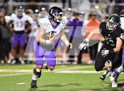 Thumbnail 3 in Vandegrift vs. San Marcos (UIL 6A D2 Bi-District) photogallery.