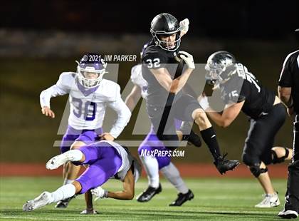 Thumbnail 3 in Vandegrift vs. San Marcos (UIL 6A D2 Bi-District) photogallery.