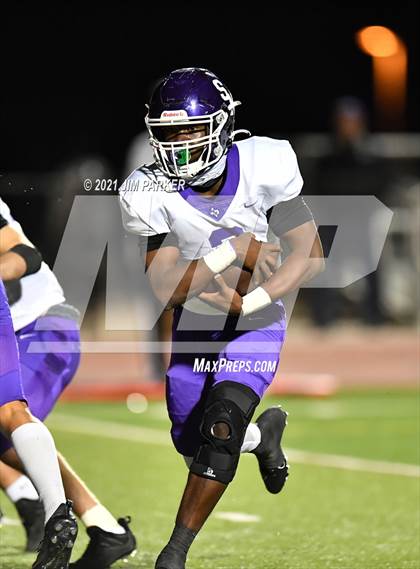 Thumbnail 2 in Vandegrift vs. San Marcos (UIL 6A D2 Bi-District) photogallery.