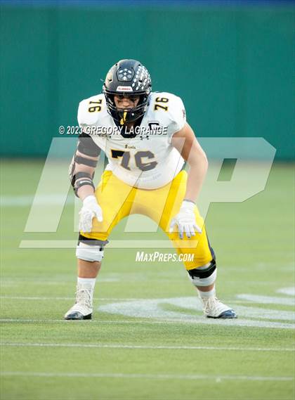 Thumbnail 1 in Highland Park vs Southlake Carroll (UIL 6A Football Regional Quarterfinals) photogallery.