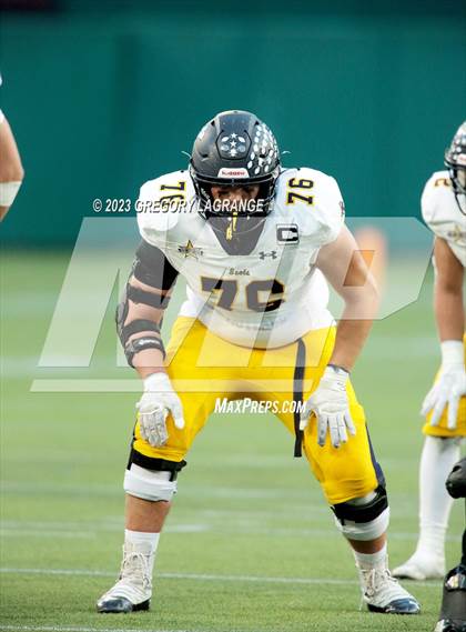 Thumbnail 2 in Highland Park vs Southlake Carroll (UIL 6A Football Regional Quarterfinals) photogallery.