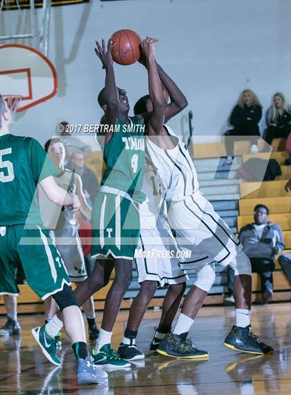 Thumbnail 3 in Bishop Timon-St. Jude @ Cardinal O'Hara photogallery.