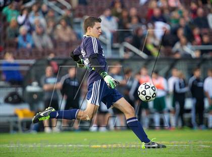 Thumbnail 3 in Wheatley vs Carle Place (Section 8 Class B Final) photogallery.