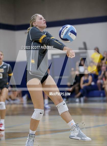 Thumbnail 3 in Temecula Valley @ Linfield Christian photogallery.