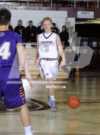Thumbnail 3 in Carlyle vs Benton (Benton Invitational Tournament) photogallery.