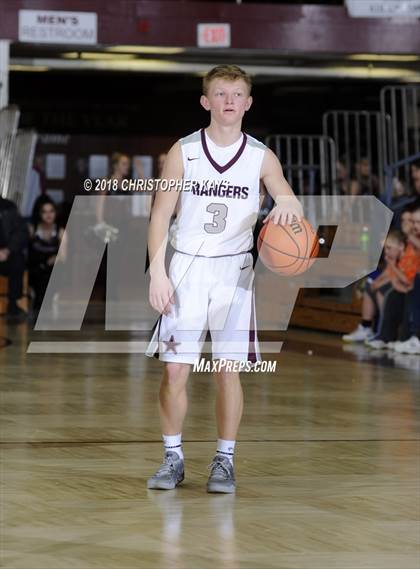 Thumbnail 1 in Carlyle vs Benton (Benton Invitational Tournament) photogallery.