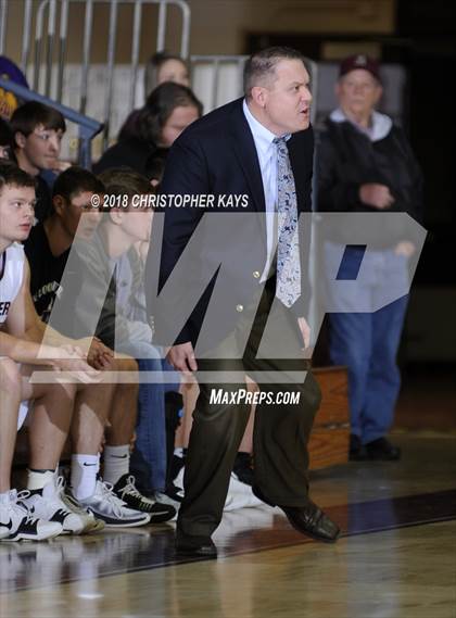 Thumbnail 3 in Carlyle vs Benton (Benton Invitational Tournament) photogallery.