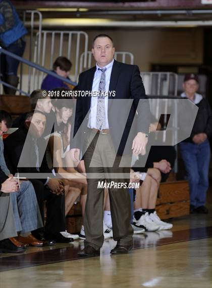 Thumbnail 3 in Carlyle vs Benton (Benton Invitational Tournament) photogallery.