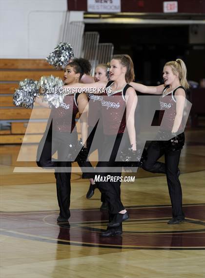Thumbnail 3 in Carlyle vs Benton (Benton Invitational Tournament) photogallery.