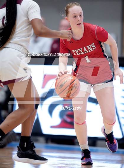 Thumbnail 3 in Northwest vs Mansfield Timberview photogallery.