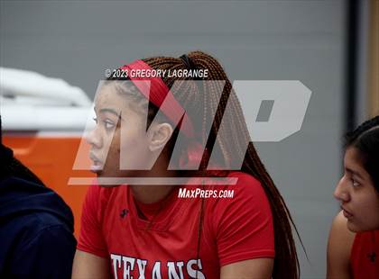 Thumbnail 1 in Northwest vs Mansfield Timberview photogallery.