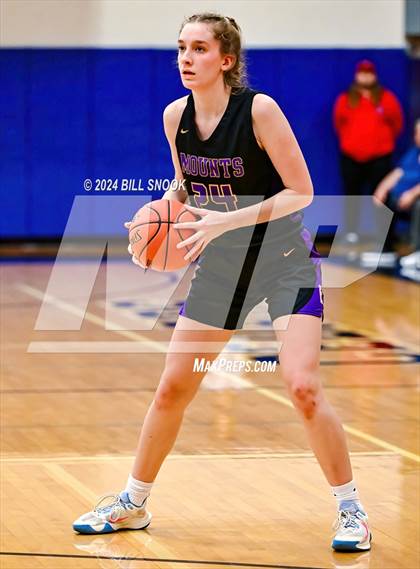 Thumbnail 3 in Ephrata vs Lebanon (PIAA 6A Division 3 Quarterfinal) photogallery.