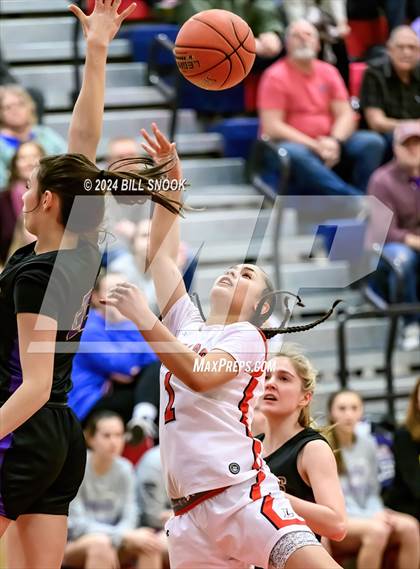 Thumbnail 2 in Ephrata vs Lebanon (PIAA 6A Division 3 Quarterfinal) photogallery.