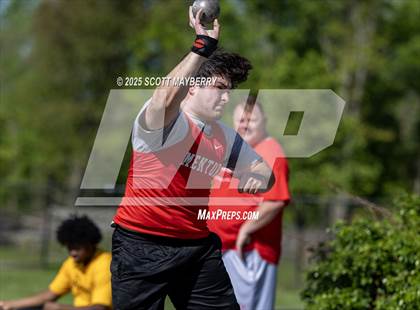 Thumbnail 3 in GCC Track & Field Championships (Day 2) photogallery.