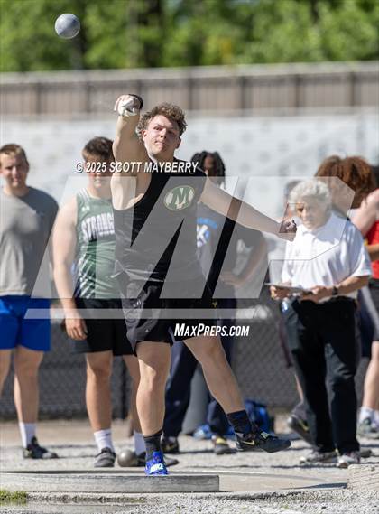 Thumbnail 3 in GCC Track & Field Championships (Day 2) photogallery.