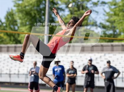 Thumbnail 2 in GCC Track & Field Championships (Day 2) photogallery.