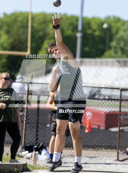 Thumbnail 2 in GCC Track & Field Championships (Day 2) photogallery.