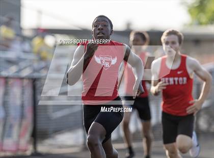 Thumbnail 1 in GCC Track & Field Championships (Day 2) photogallery.
