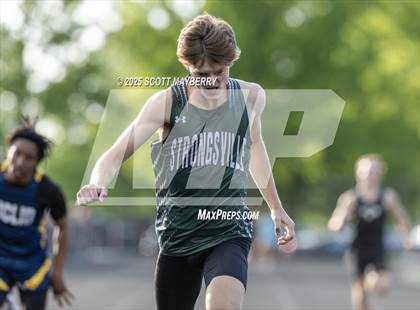 Thumbnail 1 in GCC Track & Field Championships (Day 2) photogallery.