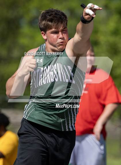 Thumbnail 2 in GCC Track & Field Championships (Day 2) photogallery.