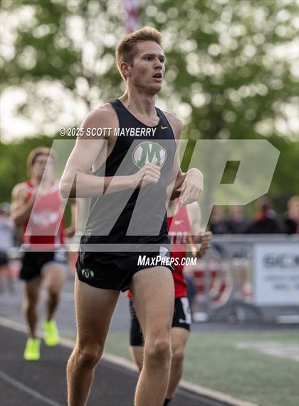 Thumbnail 2 in GCC Track & Field Championships (Day 2) photogallery.