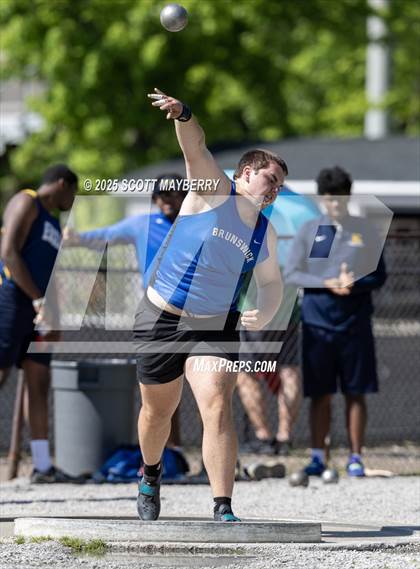 Thumbnail 1 in GCC Track & Field Championships (Day 2) photogallery.