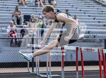 Thumbnail 2 in GCC Track & Field Championships (Day 2) photogallery.