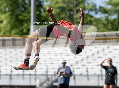 Thumbnail 1 in GCC Track & Field Championships (Day 2) photogallery.