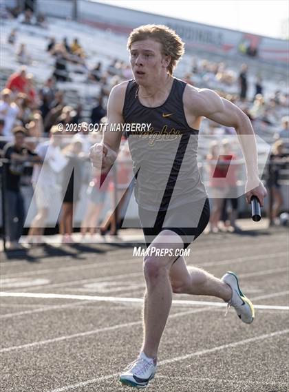 Thumbnail 1 in GCC Track & Field Championships (Day 2) photogallery.