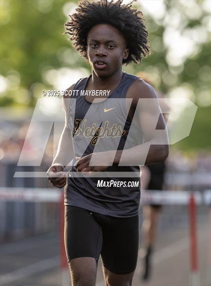 Thumbnail 2 in GCC Track & Field Championships (Day 2) photogallery.