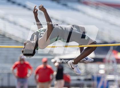 Thumbnail 3 in GCC Track & Field Championships (Day 2) photogallery.