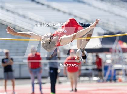 Thumbnail 2 in GCC Track & Field Championships (Day 2) photogallery.