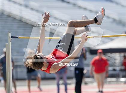 Thumbnail 3 in GCC Track & Field Championships (Day 2) photogallery.