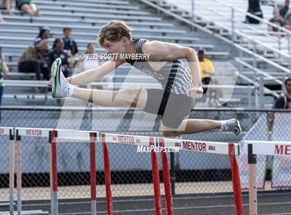 Thumbnail 1 in GCC Track & Field Championships (Day 2) photogallery.